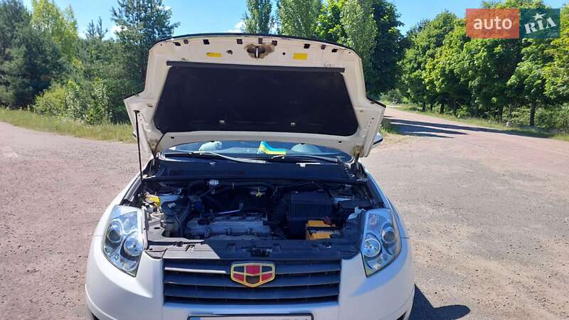 Geely Emgrand X7 2013