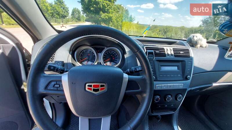 Geely Emgrand X7 2013