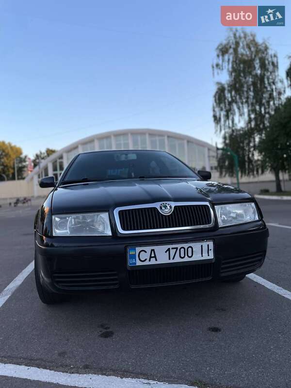 Skoda-0