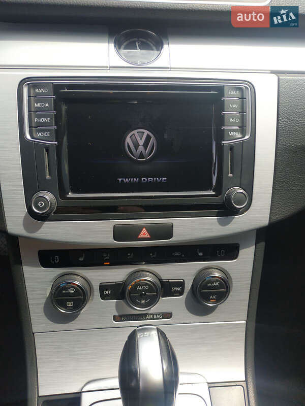 Volkswagen Passat CC 2015