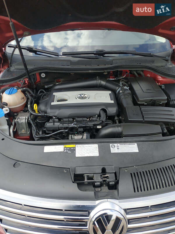 Volkswagen Passat CC 2015