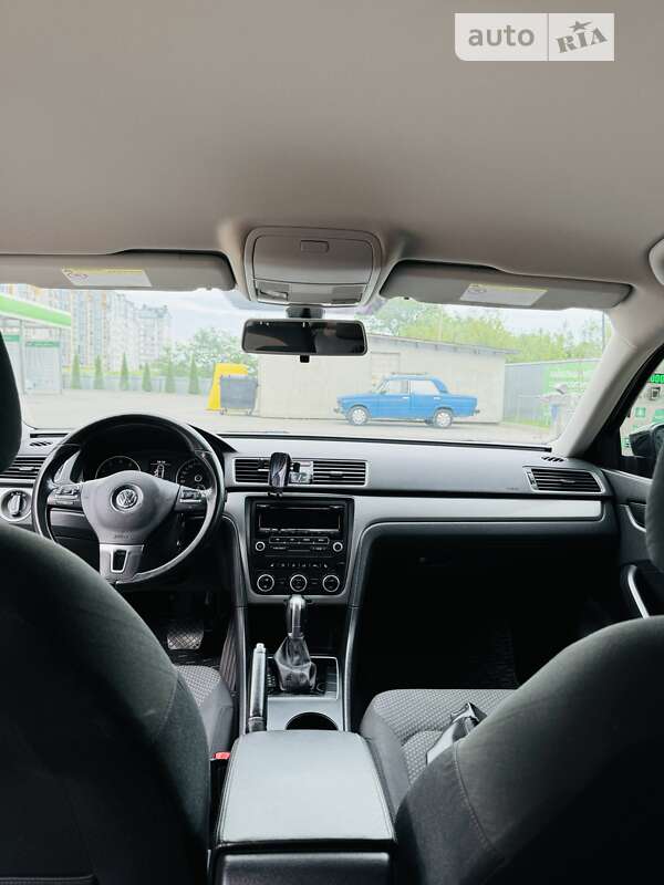 Volkswagen Passat 2013