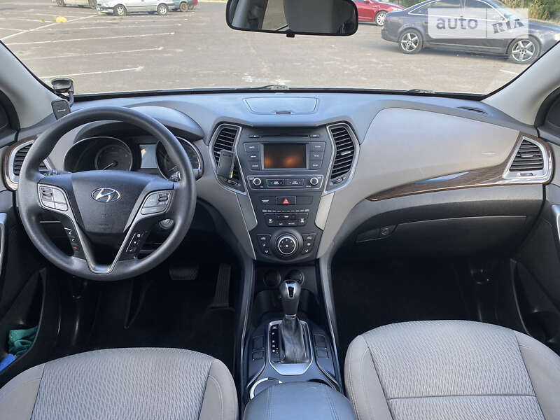 Hyundai-26