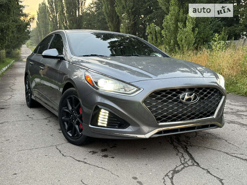 Hyundai-16