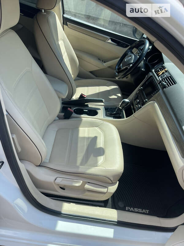 Volkswagen Passat 2016