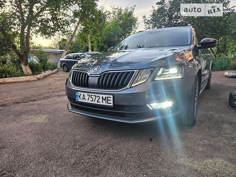 Skoda-28
