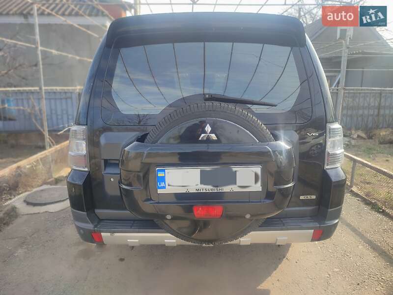 Mitsubishi Pajero 2007