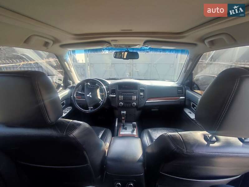 Mitsubishi Pajero 2007