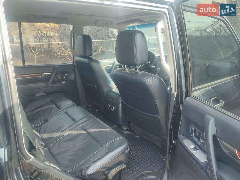 Mitsubishi Pajero 2007