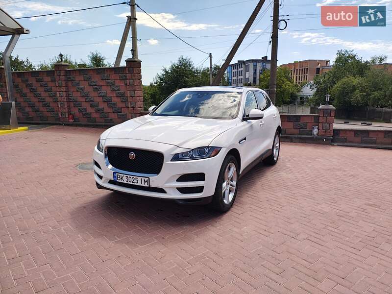 Jaguar F-Pace 2019