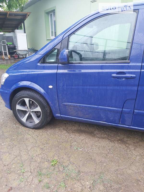 Mercedes-Benz Vito 2013