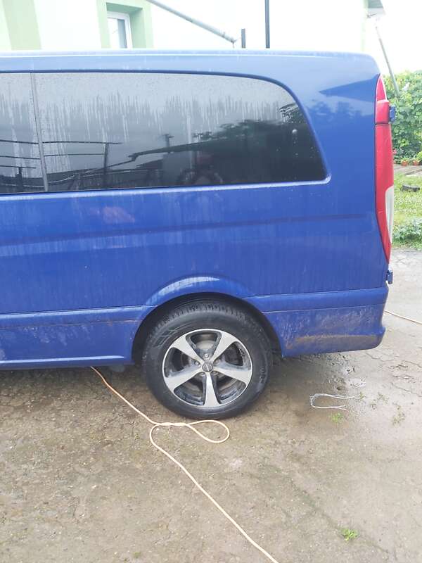 Mercedes-Benz Vito 2013