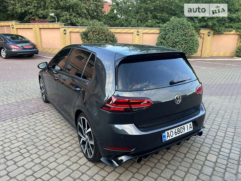 Volkswagen Golf 2014