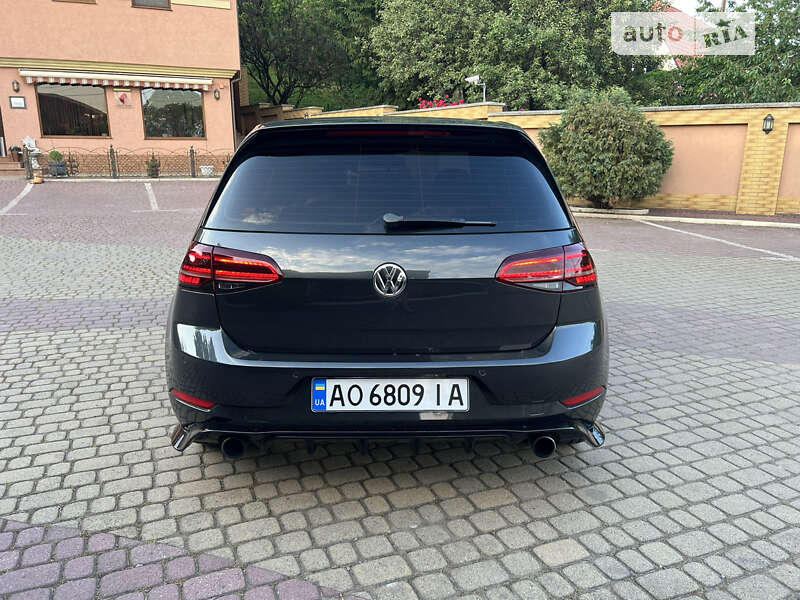 Volkswagen Golf 2014
