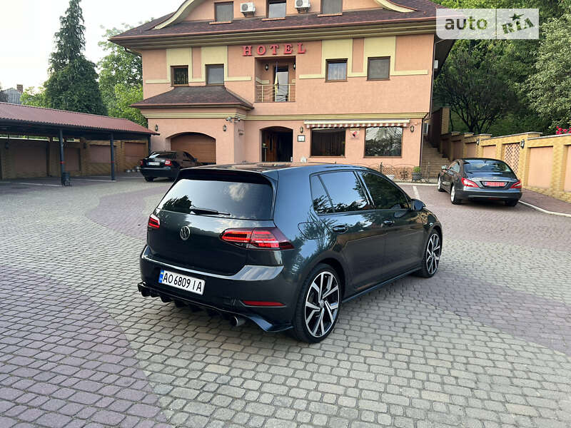 Volkswagen Golf 2014