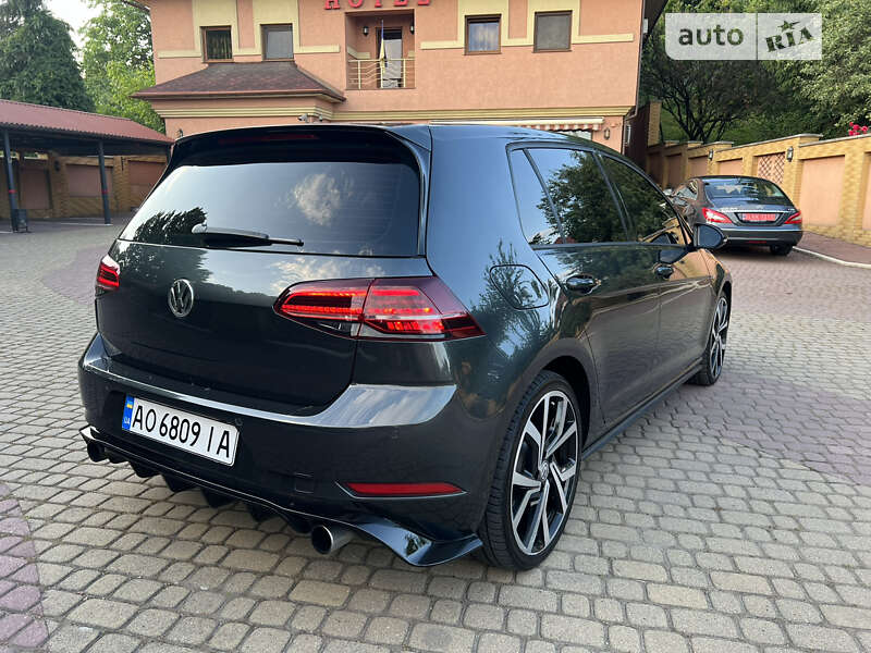 Volkswagen Golf 2014