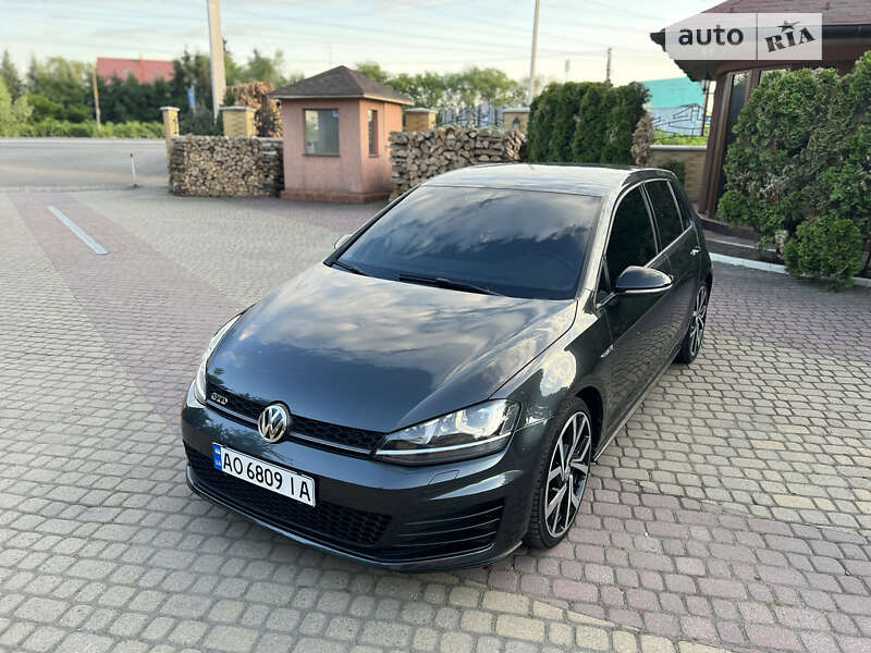 Volkswagen Golf 2014