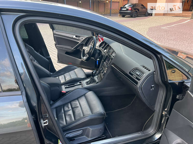 Volkswagen Golf 2014