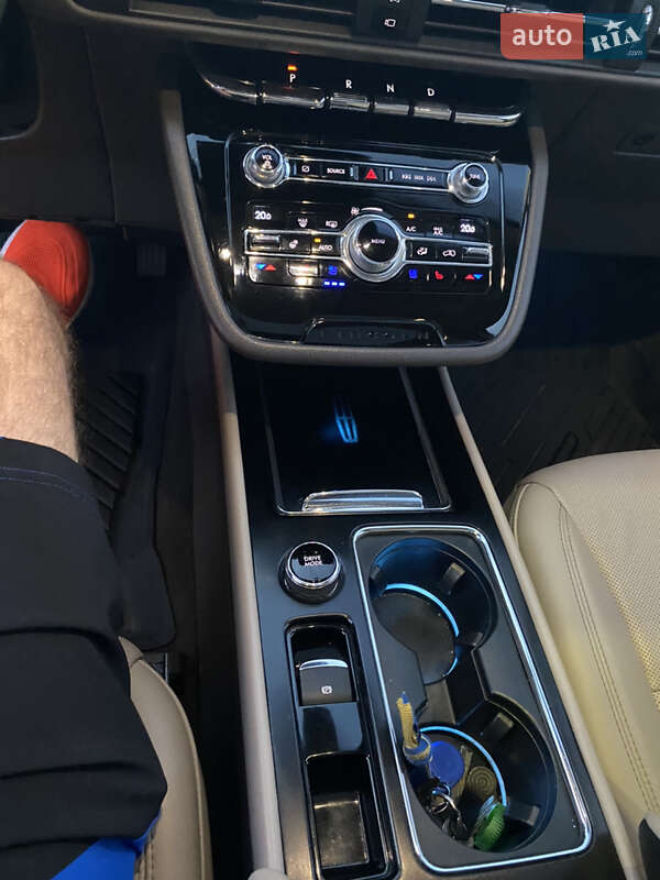 Lincoln Corsair 2019