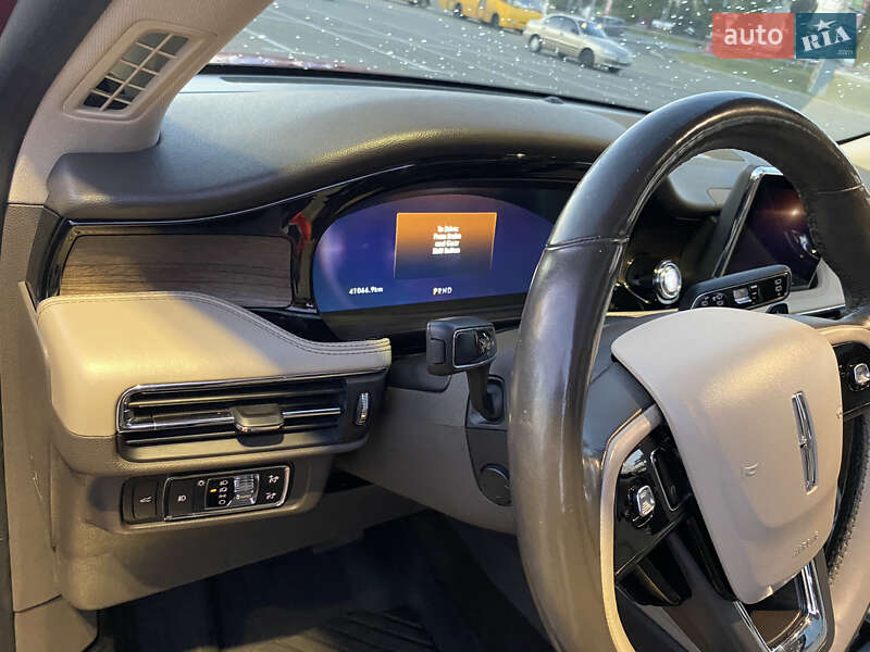 Lincoln Corsair 2019