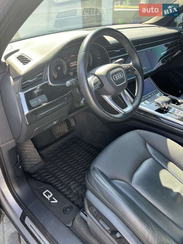 Audi-38
