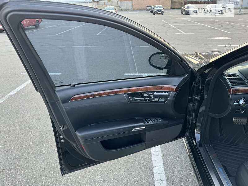 Mercedes-Benz S-Class 2008