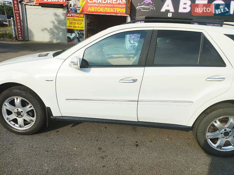 Mercedes-Benz M-Class 2007