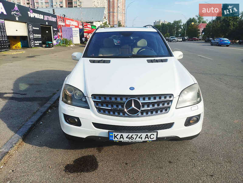 Mercedes-Benz M-Class 2007