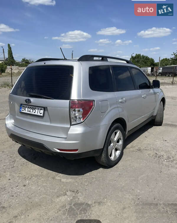 Subaru Forester 2010