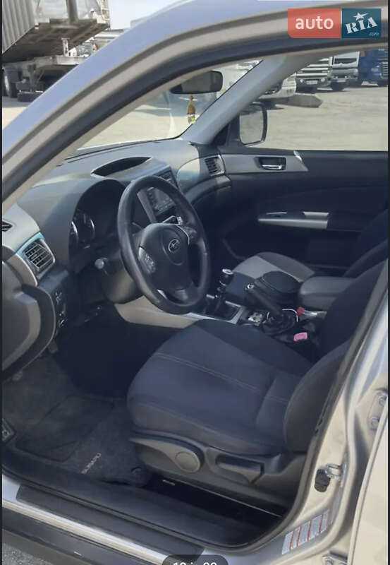 Subaru Forester 2010