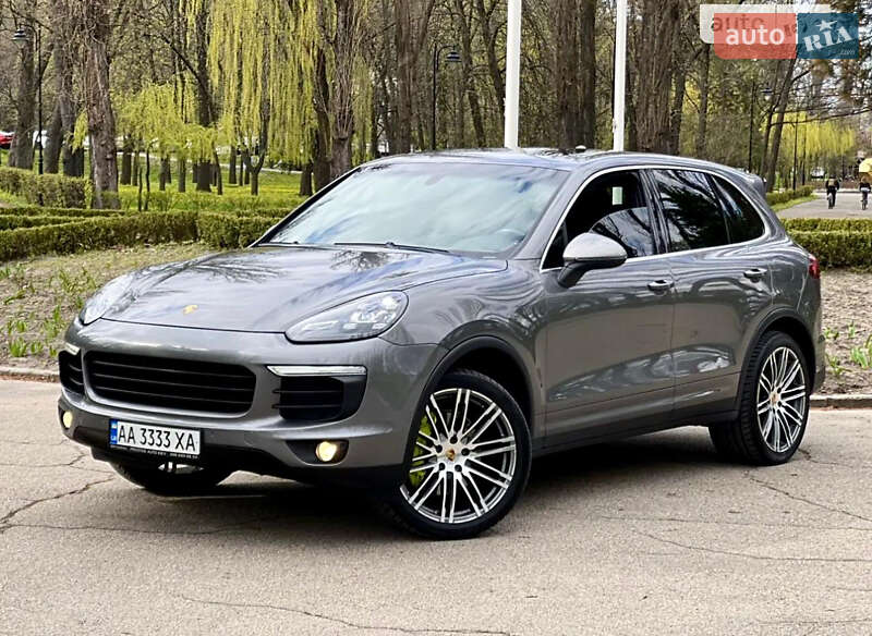 Porsche Cayenne 2015