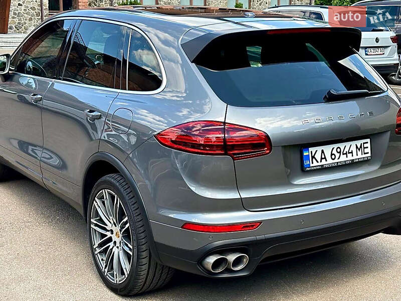 Porsche Cayenne 2015