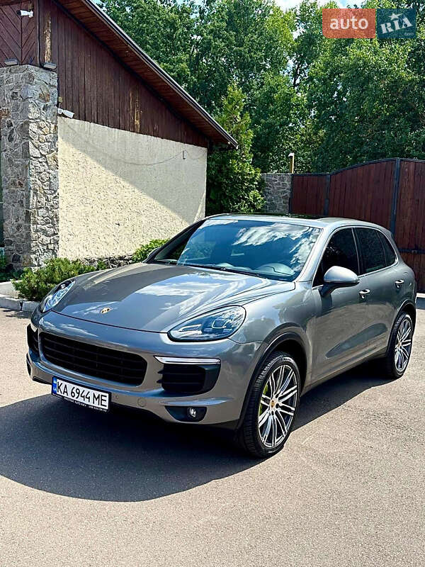 Porsche Cayenne 2015