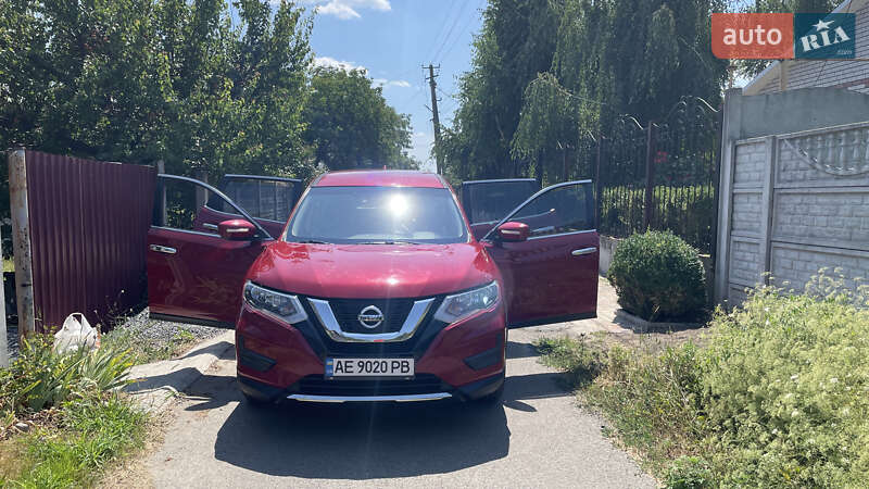 Nissan-8