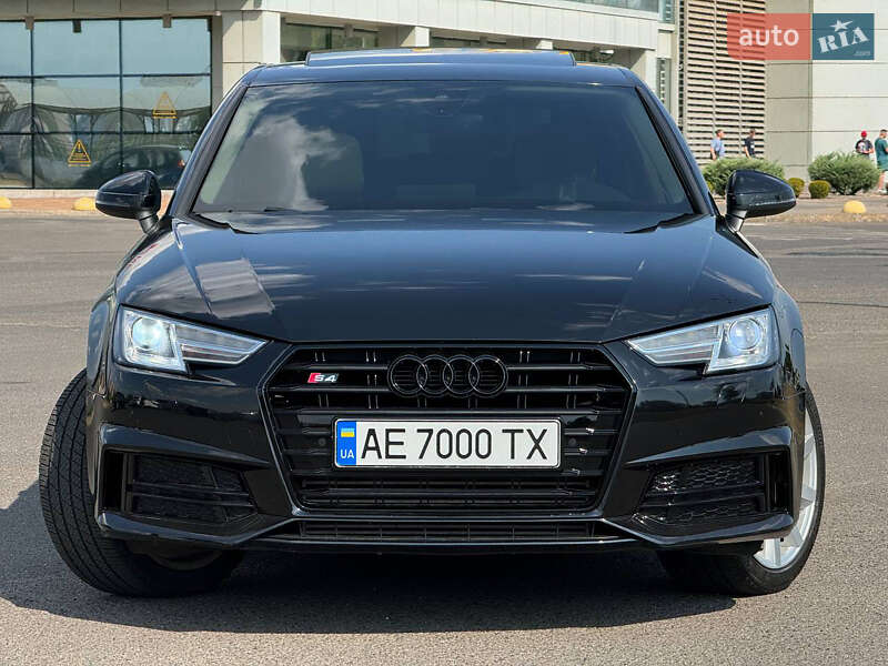 Audi-38