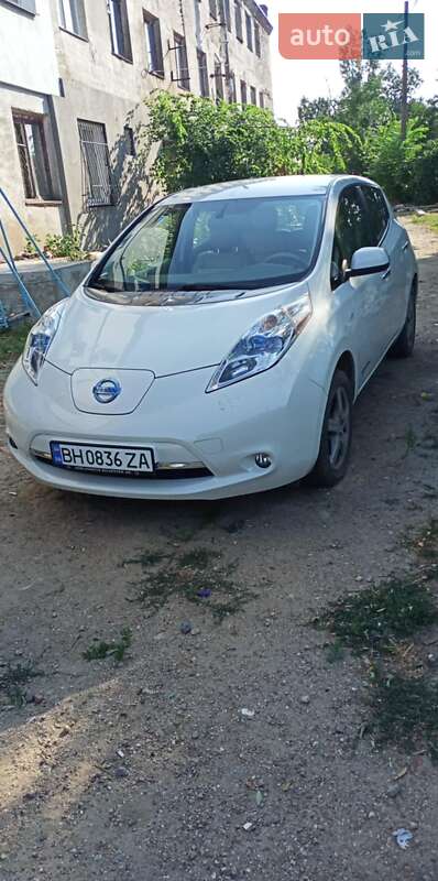 Nissan-14