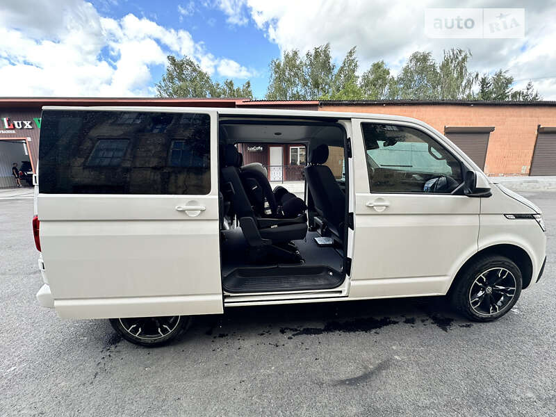 Volkswagen Caravelle 2021