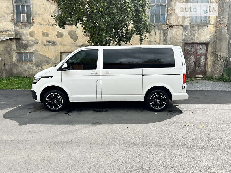 Volkswagen Caravelle 2021