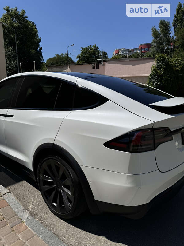 Tesla-9