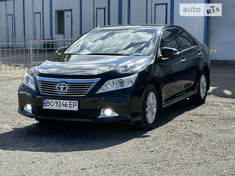 Toyota Camry 2011