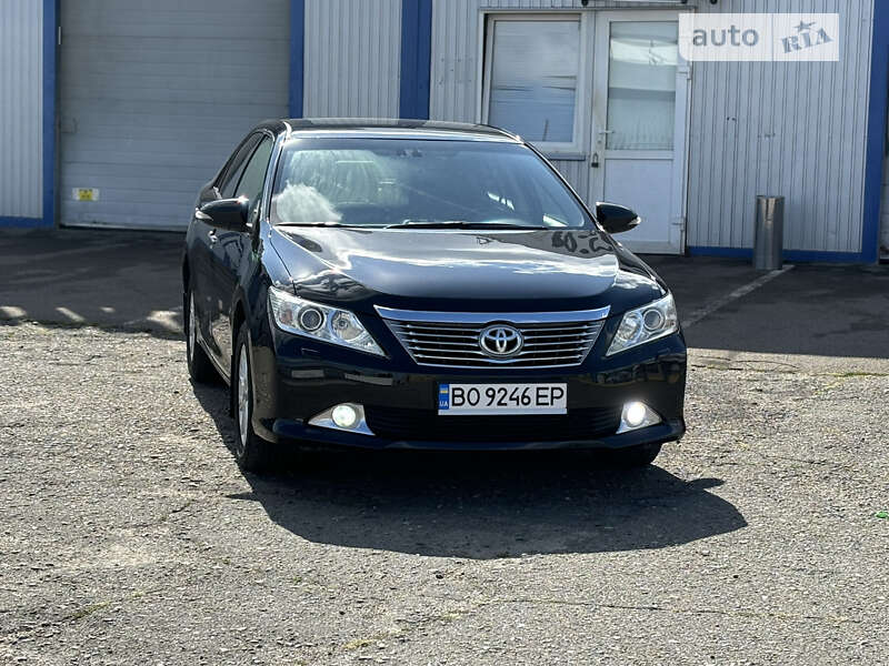 Toyota Camry 2011