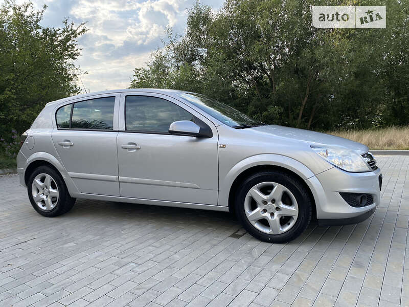 Opel Astra 2007