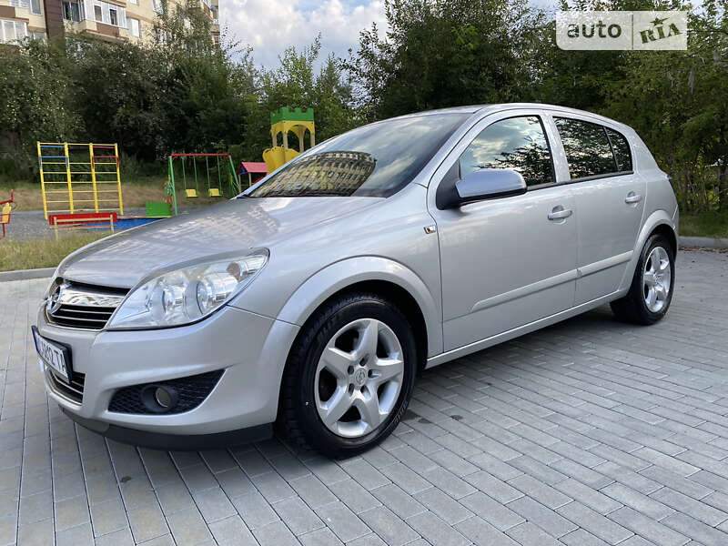Opel Astra 2007