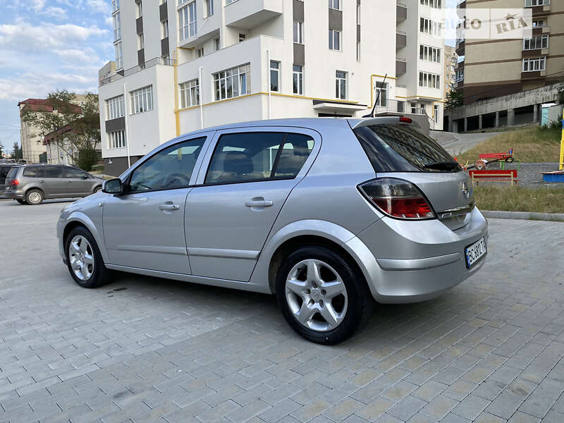Opel Astra 2007