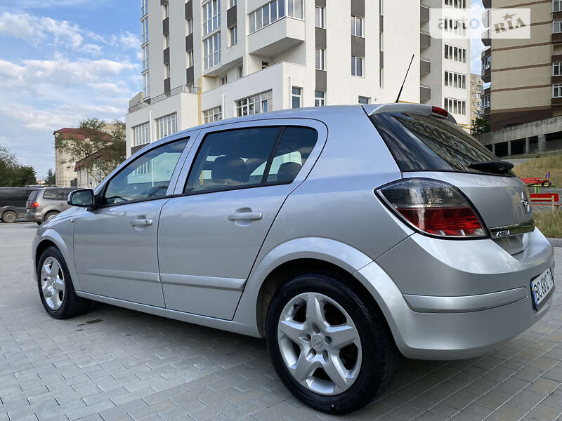 Opel Astra 2007