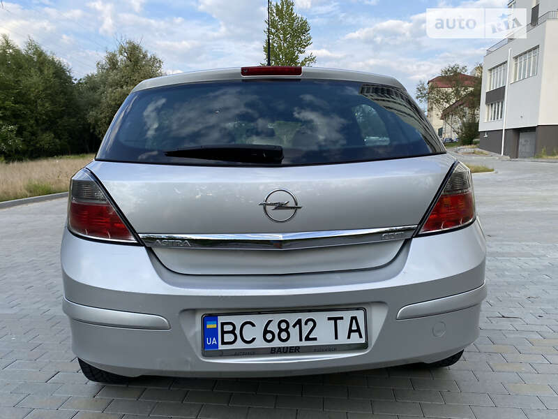 Opel Astra 2007
