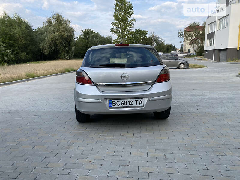 Opel Astra 2007