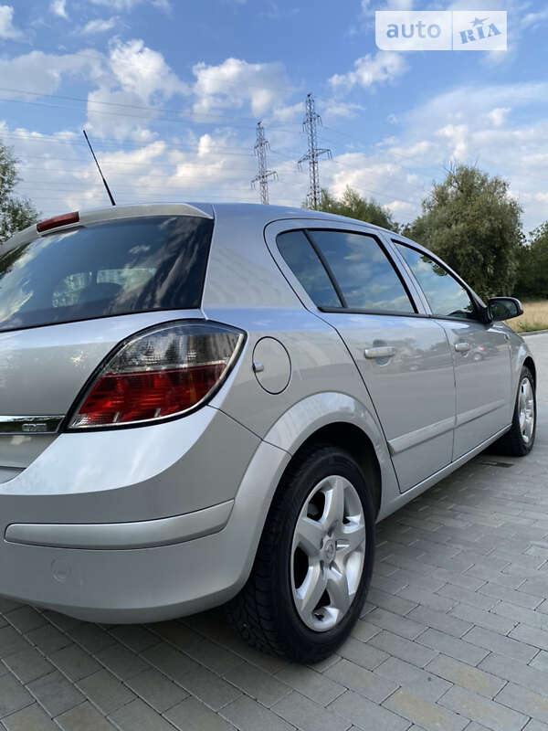 Opel Astra 2007
