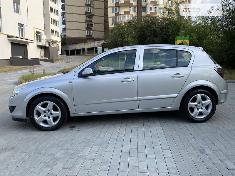 Opel Astra 2007