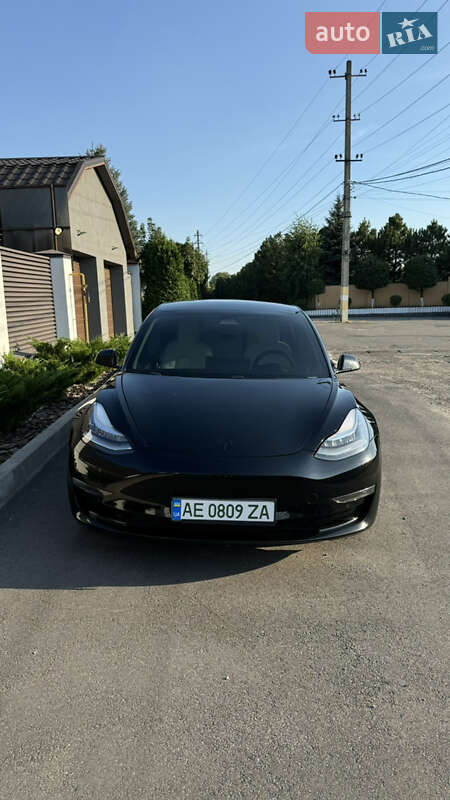 Tesla-4
